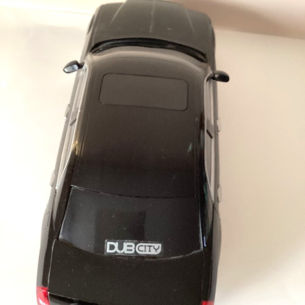Daimler Chrysler 2005 300C HEMI Jada Toys Dub City Black Spinner Wheels - Picture 7 of 9